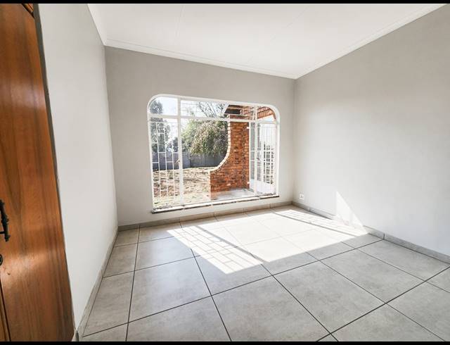 3 BEDROOM HOUSE FOR SALE IN VAALPARK